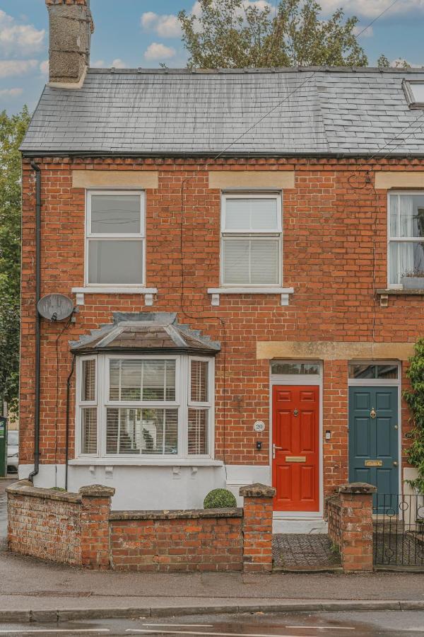 Cotswolds- Homely 2 Bed House With Garden, Wifi - Esho Stays Cirencester Esterno foto